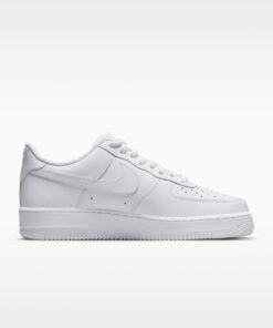 Alternative view of NIKE AIR FORCE 1 - SIZE 40.5