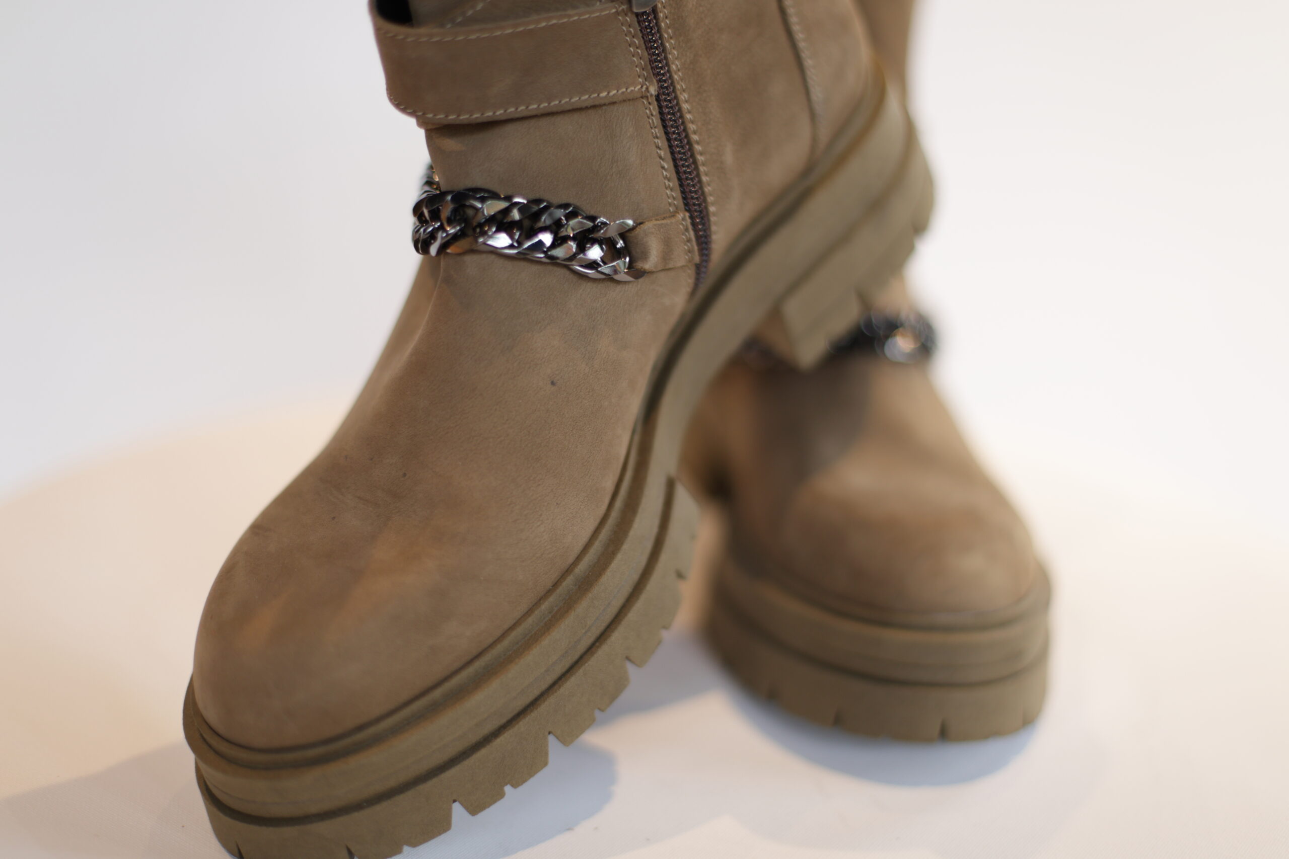 INUOVO - SIZE 41 - Image 4