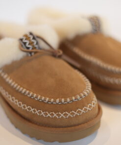 UGG - SIZE 40